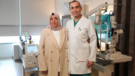 Riskli diye ameliyat yapılmamıştı... 20 yıl sonra yeniden görmeye başladı! - Sağlık