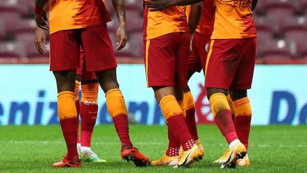Galatasaray sol stoperini arıyor! Bir İspanyol bir de tanıdık isim önerisi - Spor