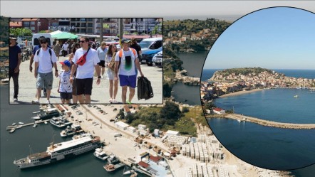 Ruslar akın etti, esnaf bayram! O ilçede rekor üstüne rekor kırıldı - Yaşam