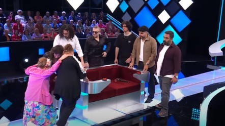 Suzan Kardeş korkuttu! Canlı yayında kaza geçirdi: Şafak Sezer'den gündem olan yorum... - Magazin