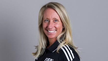 Tori Penso kimdir, nereli? Borussia Dortmund - Ulsan Hyundai maçında kadın hakem! - haberler