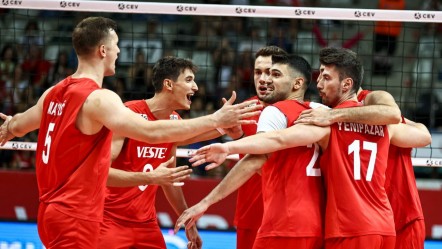 Türkiye-Ukrayna voleybol maçı ne zaman, saat kaçta ve hangi kanalda? Filenin Efeleri VNL maç takvimi - Haberler
