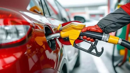 Tarih verildi: Motorine büyük zam geliyor! - Ekonomi