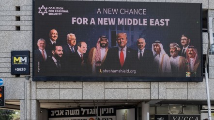 Tel Aviv'de dikkat çeken afiş! 'Yeni Ortadoğu' planı tıkır tıkır işliyor - Dünya