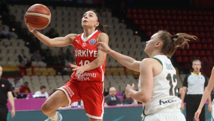Potanın Perileri Litvanya'yı devirdi! Dünya Kupası elemelerindeyiz - Spor