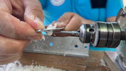 Beyaz altın olarak biliniyor, yerin 300 metre altından çıkarılıyor! Mahkumların kazanç kapısı oldu - Ekonomi