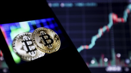 Bir rüyanın başlangıcı mı? Bitcoin 110 bin doları gördü - Ekonomi