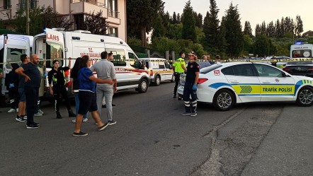 Kocaeli'de kan donduran olay: Hastanenin önünde baba ile oğluna dehşeti yaşattılar! - 3. Sayfa