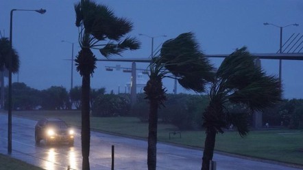 ABD'nin iki eyaletini fırtına vurdu: Can kayıpları var - Dünya