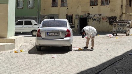 Cuma namazı çıkışı pusu kurdu! Silahla saldırıp kaçtı - Gündem
