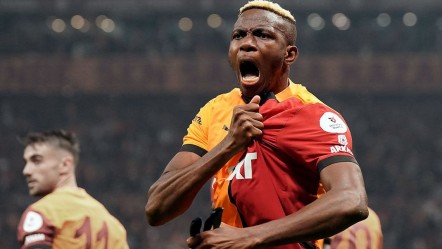 Osimhen transferinde yeni perde! Teklifi kabul etti, önünde tek bir engel var - Spor
