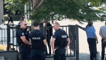 Kosova Meclisi’nde bomba alarmı ülkeyi ayağa kaldırdı! Milletvekilleri tahliye edildi - Dünya