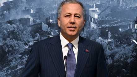 İzmir'deki acı bilançoyu Bakan Yerlikaya açıkladı! İşte ağır hasar alan konut sayısı - Gündem