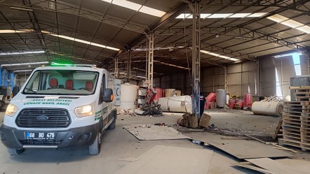 Aksaray'da fabrikada patlama: Ölü ve yaralılar var! "Tüm yönleriyle araştırılıyor" - Gündem