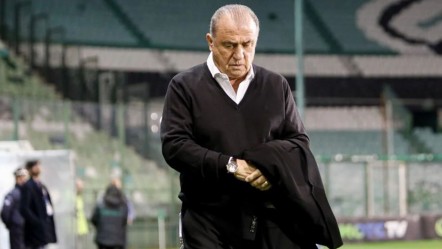 Al-Shabab'dan Fatih Terim’e "Halil İbrahim" türküsüyle elveda! - Spor