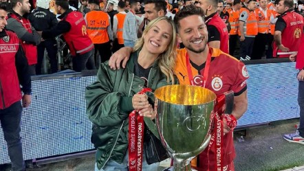 Ünlü futbolcunun eşinden 'Gazze' mesajı! Festival sırasında paylaştı, dakikalar içinde gündem oldu - Magazin