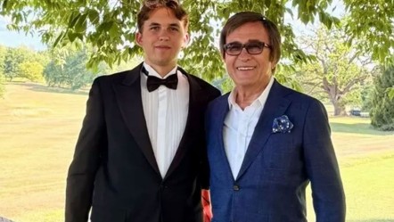 Erol Evgin’in gurur günü! Torununu mezun ettiği fotoğrafa yorum yağdı - Magazin