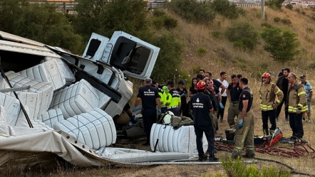Feci Kaza! Kuzey Marmara'da tır devrildi, bilanço ağır - 3. Sayfa