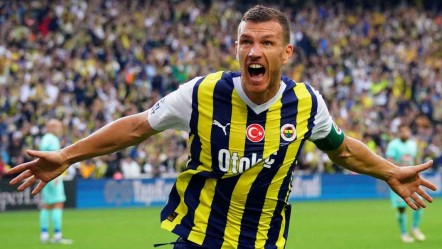 Edin Dzeko imzayı attı! Golcü ismin yeni adresi belli oldu - Spor