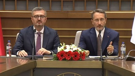 İletişim Başkanlığı'nda teslim töreni! Fahrettin Altun, görevi bu sözlerle devretti - Gündem