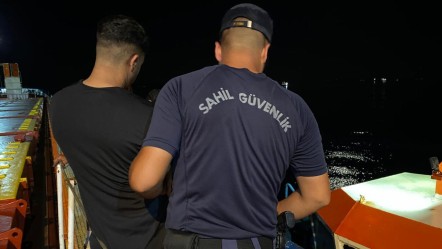 Kaçak olarak bindikleri gemide yakalandılar! İngiltere hayali sahil güvenliğe takıldı - 3. Sayfa
