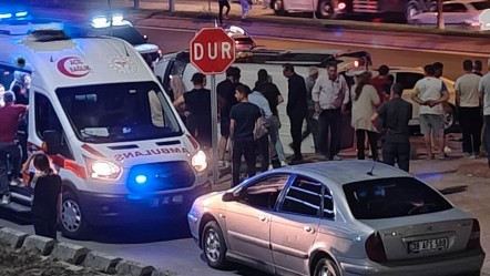 Kayseri'de otomobil ile minibüs çarpıştı! Çok sayıda yaralı var - 3. Sayfa