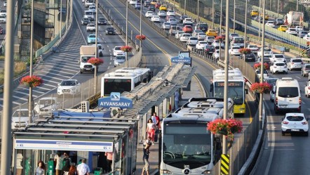 İstanbul'da toplu ulaşım 15 Temmuz'da ücretsiz! Tek bir şart var - Gündem