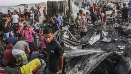 Soykırımcı İsrail yardım sırasında yine katliam yaptı! - Dünya