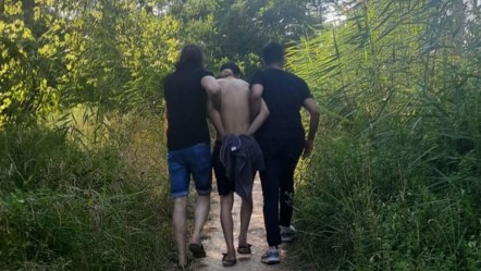18 yıllık firari denizde yakalandı! Cezaevi yolculuğu mayoyla başladı - Gündem