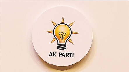 AK Parti'den "15 Temmuz" paylaşımı: "Tarih, o geceyi  bir milletin destansı direnişi olarak yazacak" - Gündem