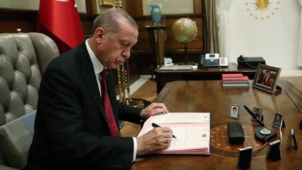 Erdoğan imzaladı, Resmi Gazete'de yayımlandı! Bazı fakülte ve enstitüler kapatıldı - Gündem
