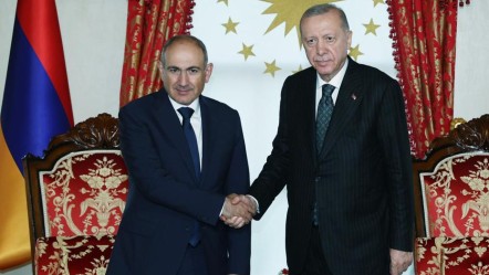 Cumhurbaşkanı Erdoğan ile hangi konuları görüştü? Paşinyan tek tek açıkladı - Dünya