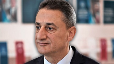 Eski vali kaza geçirdi! Hastaneye kaldırıldı - 3. Sayfa