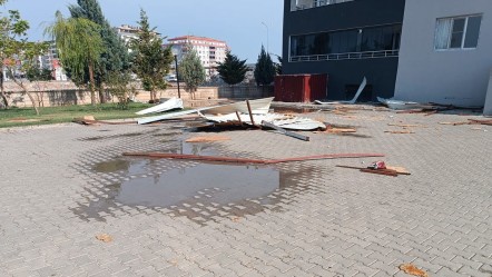 Gaziantep'i sağanak ve kuvvetli rüzgar vurdu! - Yaşam