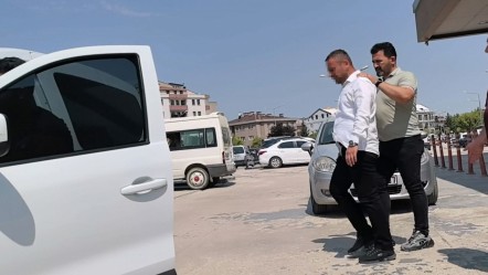 Müşteri iş yerini kurşun yağmuruna tuttu! Sebebi şoke etti - 3. Sayfa