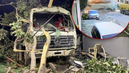 Müşteriler neye uğradığını şaşırdı! Kamyon uçarak restorana girdi, o anlar kameraya yansıdı - Gündem