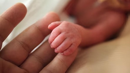 Hastanede tüyler ürperten olay! 6 yaşındaki çocuğun yaptıkları kan dondurdu - Dünya