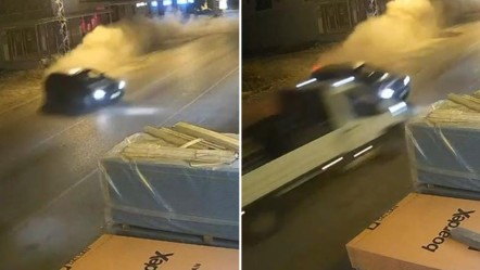 Kontrolden çıkan araç, kamyonetle kafa kafaya çarpıştı - Gündem