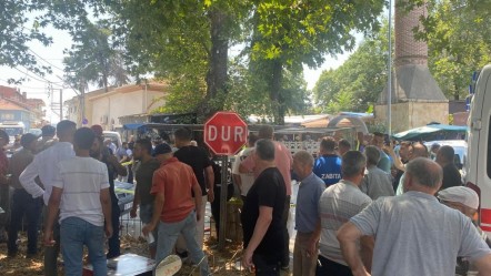 Bursa'da cuma namazı çıkışı silahlar konuştu! Yaralılar var - 3. Sayfa