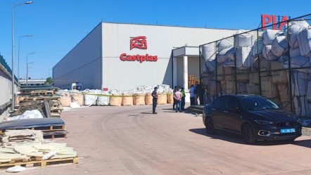Malatya'da tabela üretim fabrikasında patlama! Yaralılar var - Gündem