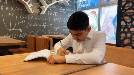 Türkçe öğrendi, 6 yılda şampiyon oldu! Suriyeli Alhourı’dan büyük başarı - Eğitim