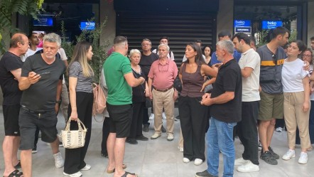 Ne hayallerle beyaz eşya satın aldılar, mağazaya gidince kapı duvar gördüler - Gündem