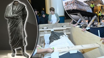Ünlü heykel Türkiye'ye giriş yaptı! Kaçırılan Marcus Aurelius 3 heykelle birlikte ait olduğu topraklara iade edildi - Kültür - Sanat