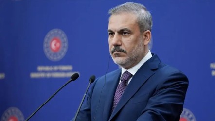 Bakan Hakan Fidan, Suriye Dışişleri Bakanı ve ABD Özel Temsilcisi Barrack ile görüştü - Gündem