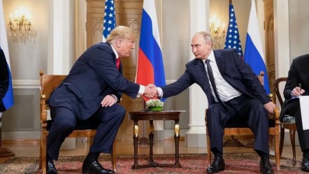 Kremlin, Trump-Putin görüşmesi için tarih verdi! "Pekin'de bir araya gelebilirler" - Dünya