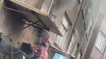 Bursa'da feci yangın! Alevlerin arasında kalan kadın yardım çığlığı attı - 3. Sayfa