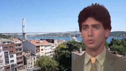 Fatih Mühürdar’ın boğaz manzaralı evi görenleri kendisine hayran bıraktırdı! İçindeki detaylar şaşırtıyor - Magazin