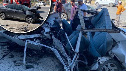 Malatya'da feci kaza! Kafa kafaya çarpıştılar, bir araç hurdaya döndü - Gündem
