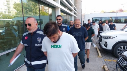 16 il, 30 adres, 10 tutuklu! Vatandaşları aldatıp para söğüşlüyorlardı - 3. Sayfa