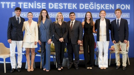 İş Portföy kortlar için fon oluşturdu! Tenise büyük destek - Spor
